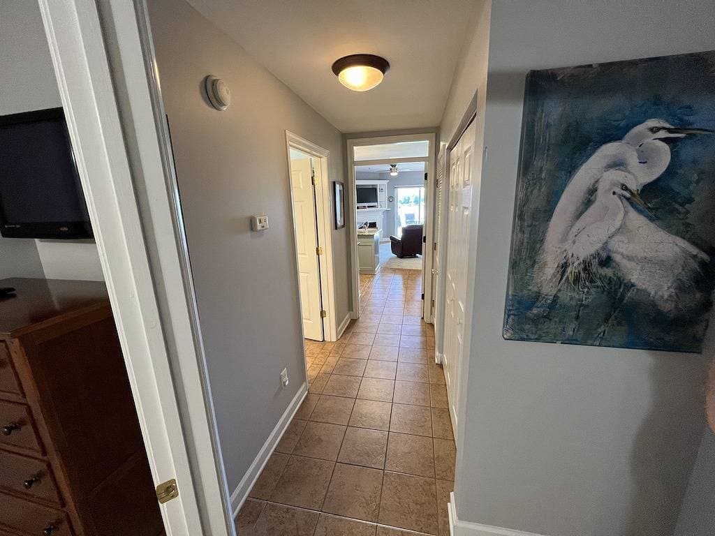 #118 Pointe - 1 Bedroom Lakefront Condo at Mariners Sml 1