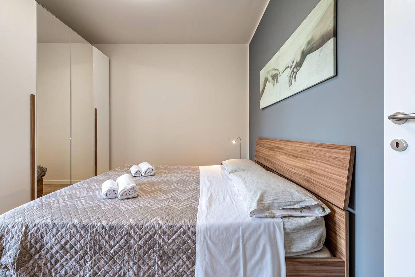 Foto 12 von 17: Ferienwohnung 'My Town Home' mit Balkon, WLAN und Klimaanlage