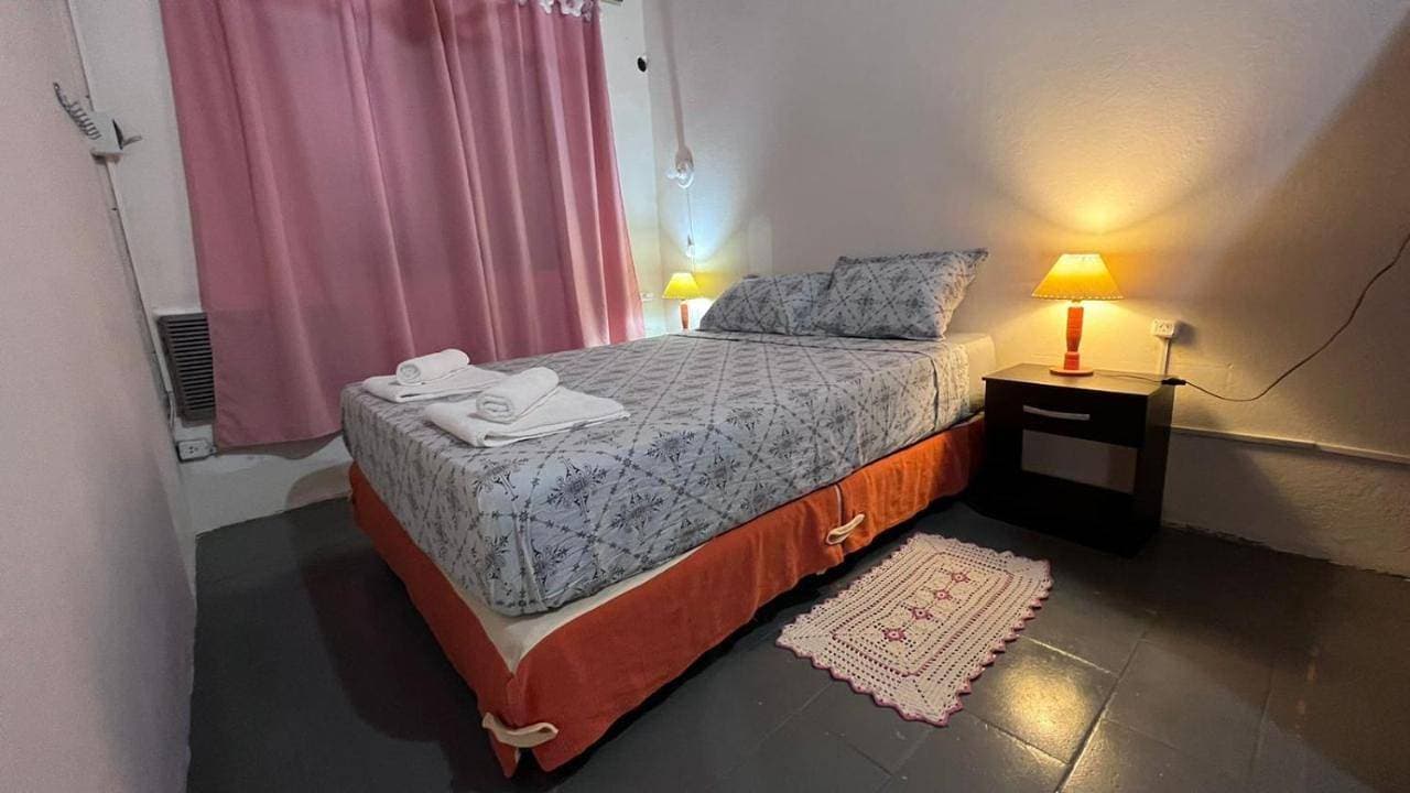 Foto 3 von 5: Two-Bedroom House