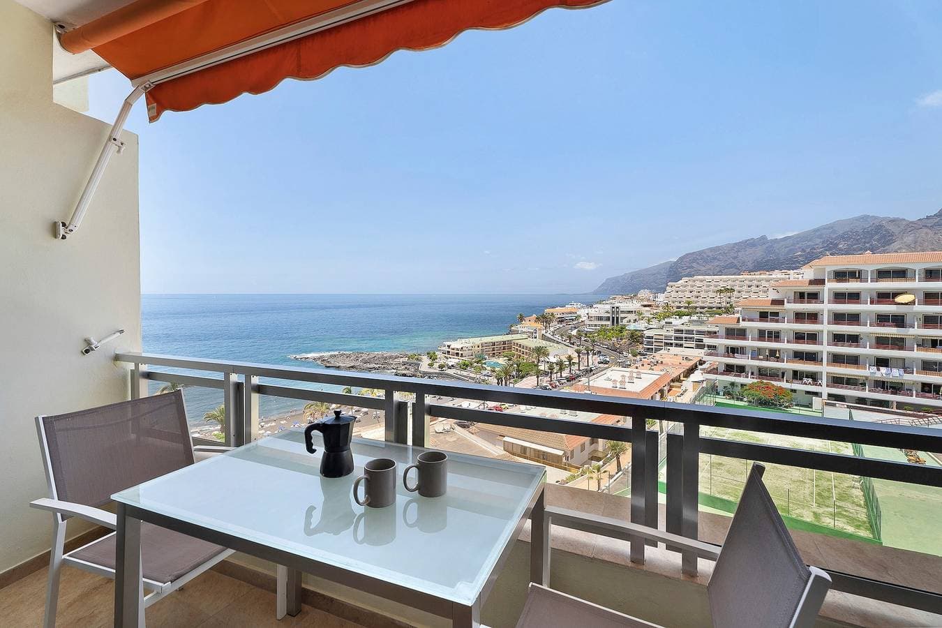 Foto 3 von 25: Ferienwohnung 'Bonito Arenas Negras' mit Meerblick, Balkon, Gemeinschaftspool und WLAN