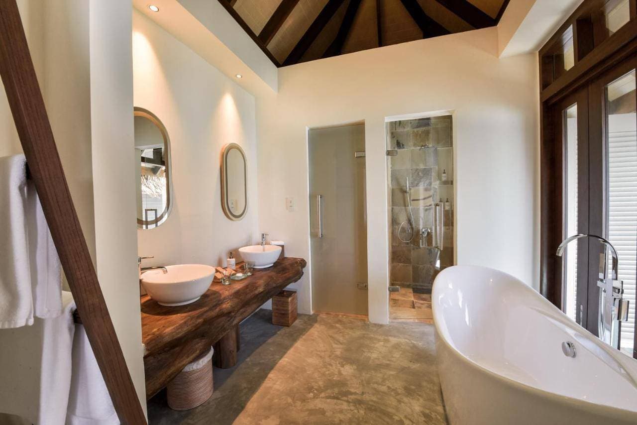 Foto 5 von 9: Beach Villa with 20% off on Spa