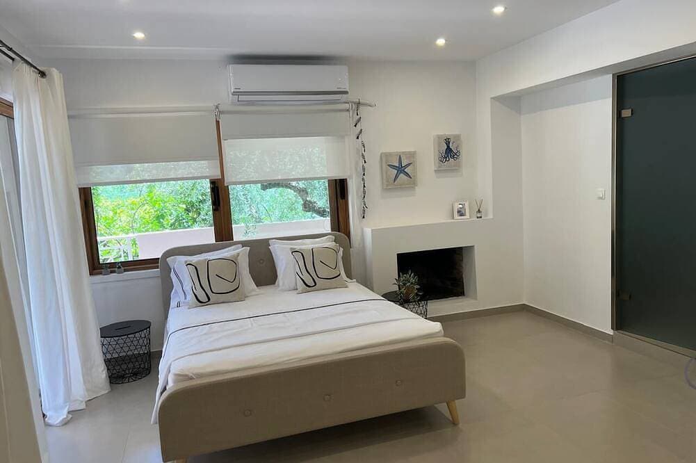 Foto 4 von 30: Villa Eleni - Open plan Suite (Ground  Floor)