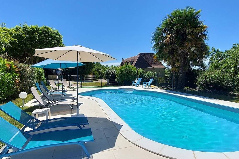 Large gite Le Champêtre (6 people) less than 10 minutes from Sarlat. 1