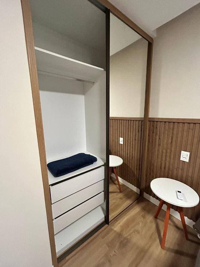 Foto 3 von 20: One-Bedroom Apartment