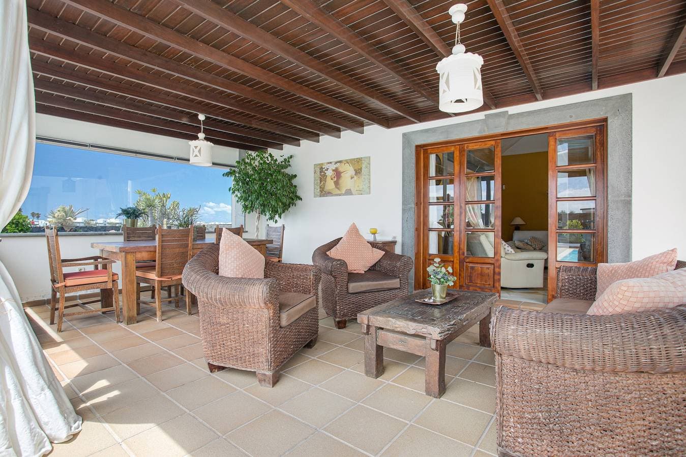 Foto 4 von 26: Ferienvilla Capricho mit Meer- & Bergblick und Pool