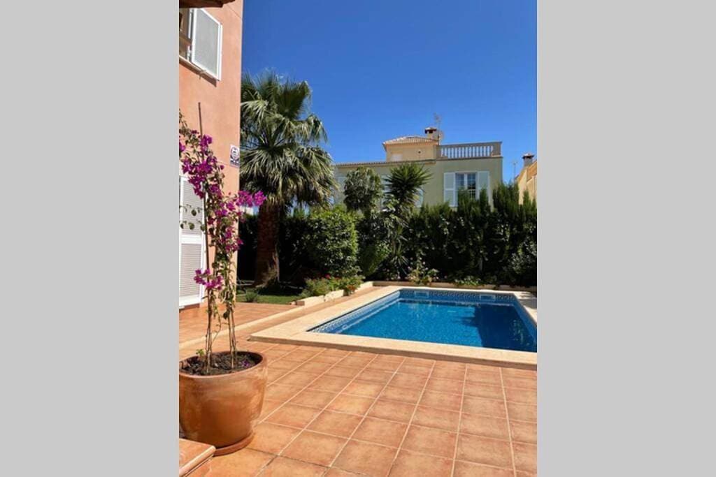 Foto 11 von 37: Villa with Private Pool