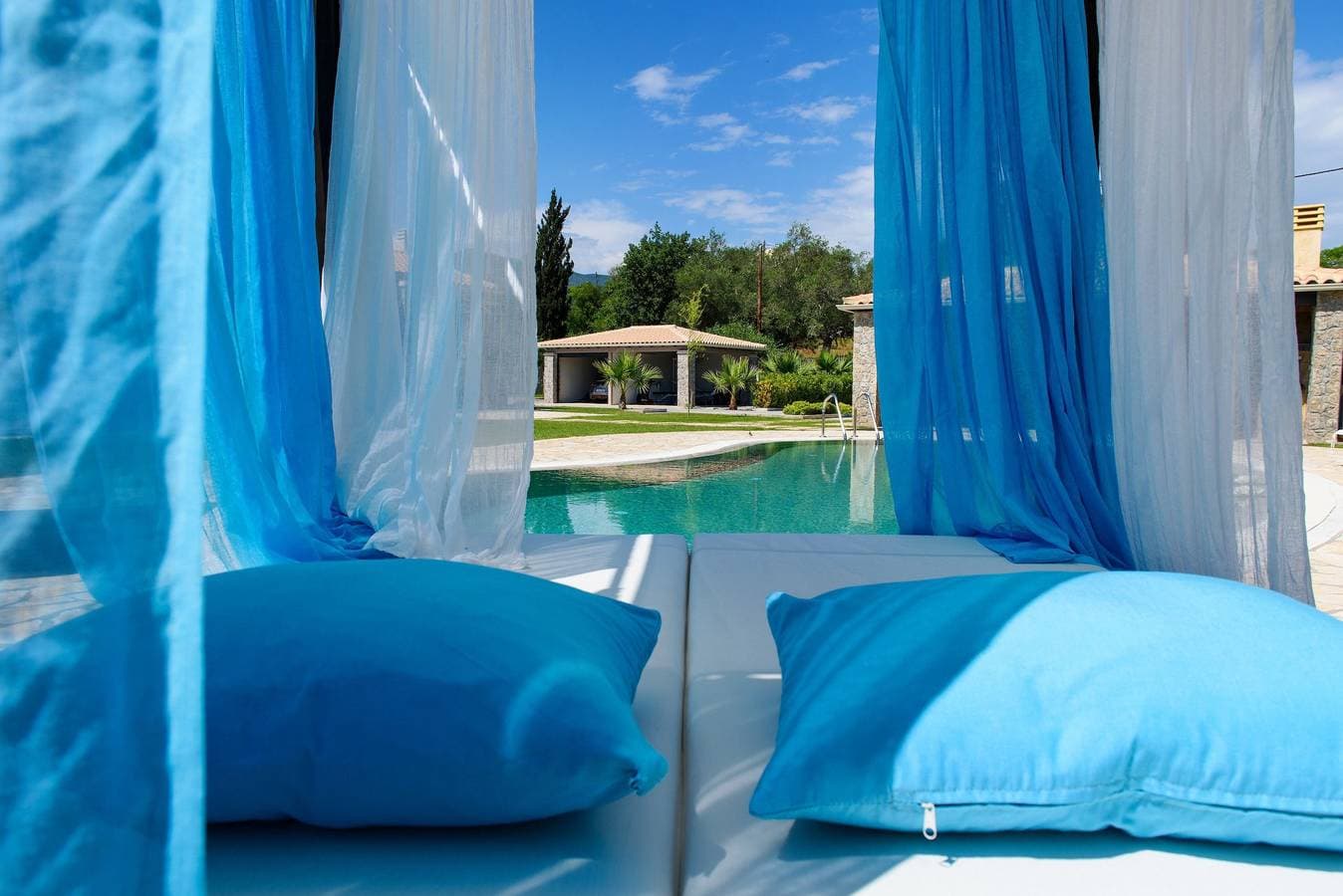 Foto 9 von 60: Villa für 8 Personen mit Balkon