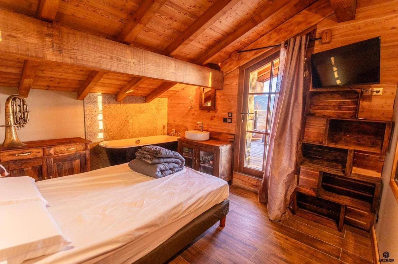 Foto 11 von 23: Two-Bedroom Chalet
