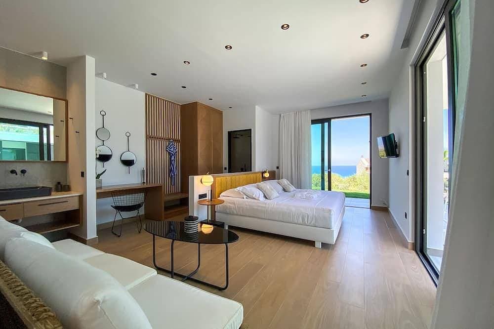 Foto 2 von 30: Villa Lydia ,two pools, indoor heated pool , sea view