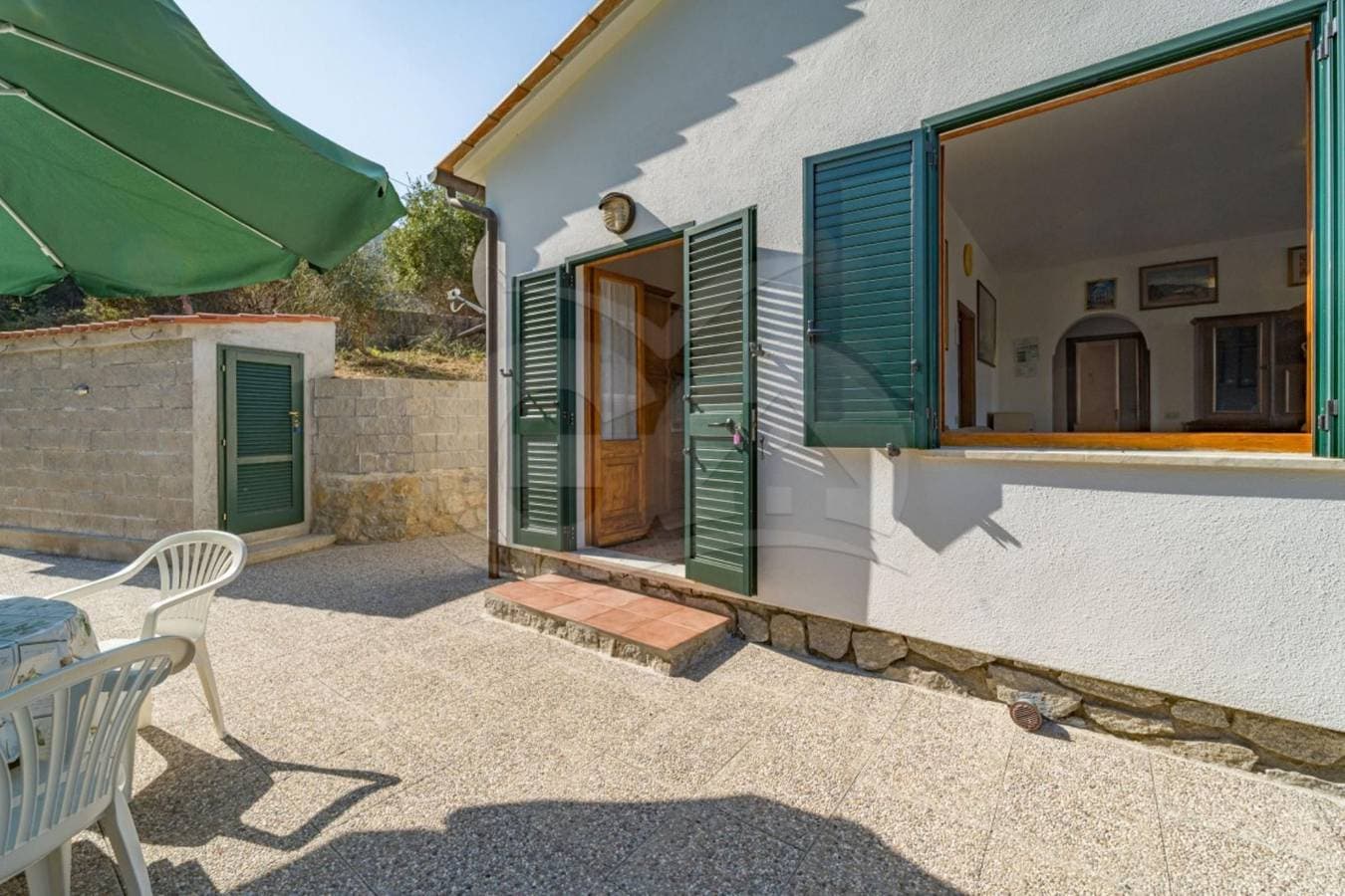 Foto 7 von 28: Villa für 7 Personen mit Terrasse