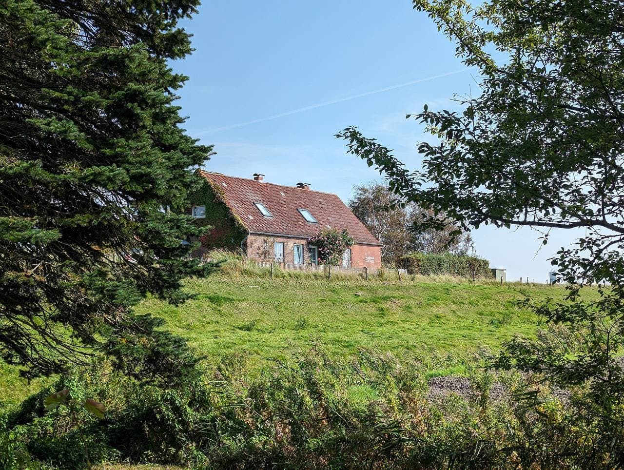 Foto 2 von 28: Hygge Friesenhaus am Meer mit privatem Garten und Terrasse