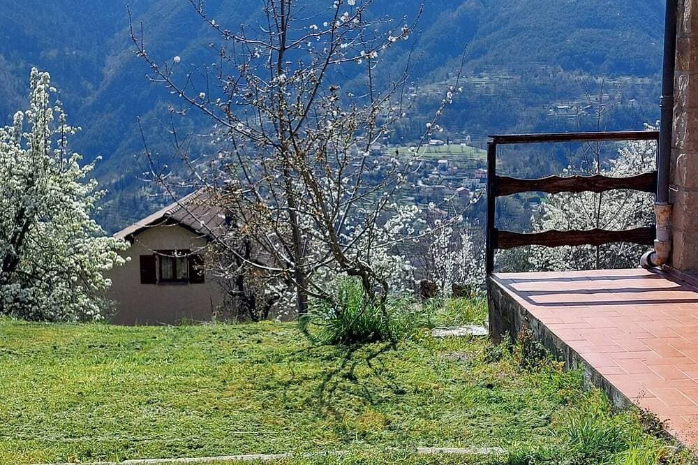 Foto 7 von 15: Le Serre 2 - Apartment in a detached house in the mountains