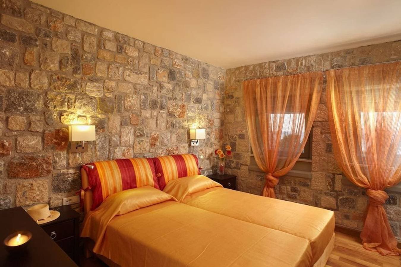 Foto 5 von 10: Executive Rhodes Villa | Villa Eleana | 3 Bedroom Stunning Sea Views | Pefkos