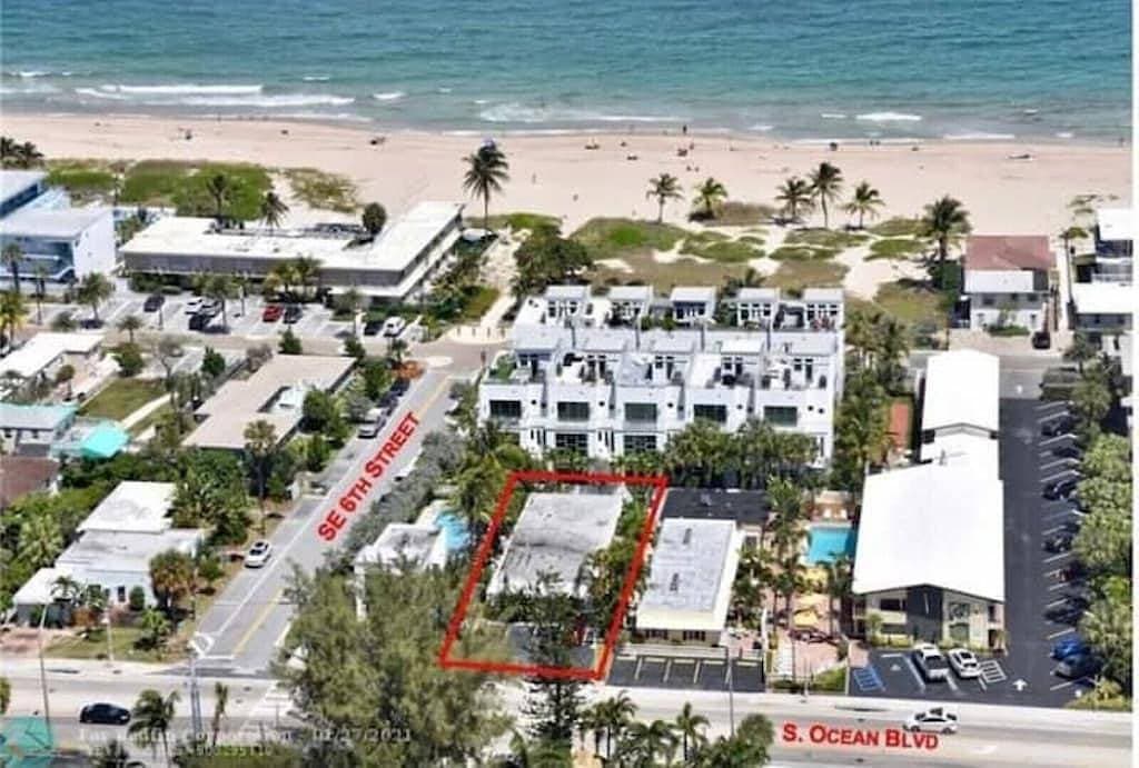 Foto 5 von 10: Apt#4 -Charming relaxing -beautiful Apt-80yard walk to the Beach wBBQ/ Patio