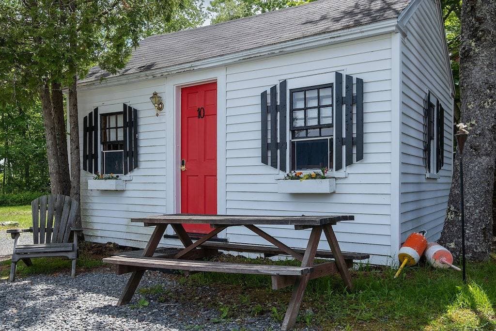 Foto 3 von 25: 10 1Br Acadia Cottage w/AC Open Hearth Inn