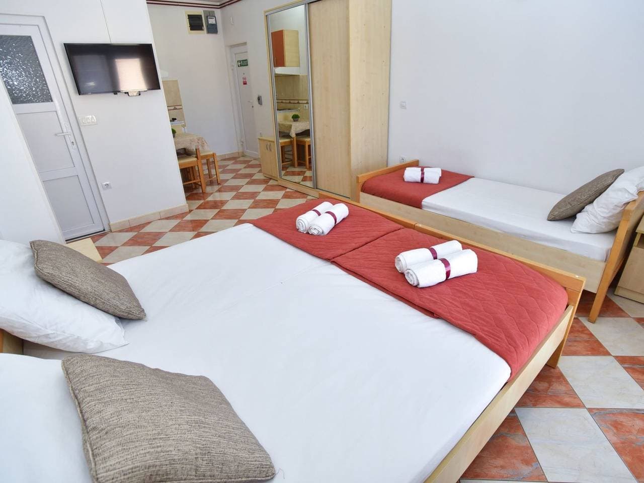 Foto 5 von 12: Studio für 3 Personen