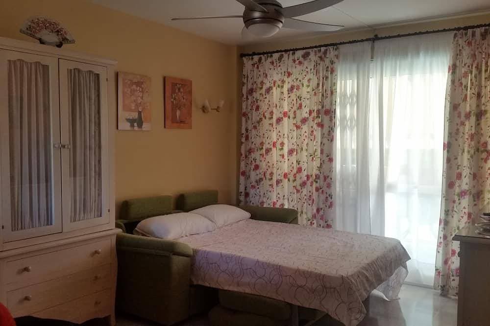 Foto 2 von 30: Wohnung in Torremolinos (La Carihuela Bereich) Erisa 1.