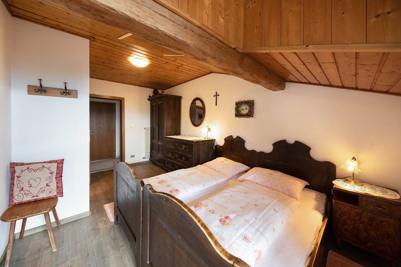 Foto 7 von 20: Ferienwohnung "Malgorerhof Lavendel" mit Bergblick, WLAN, Balkon & Gemeinschaftsgarten