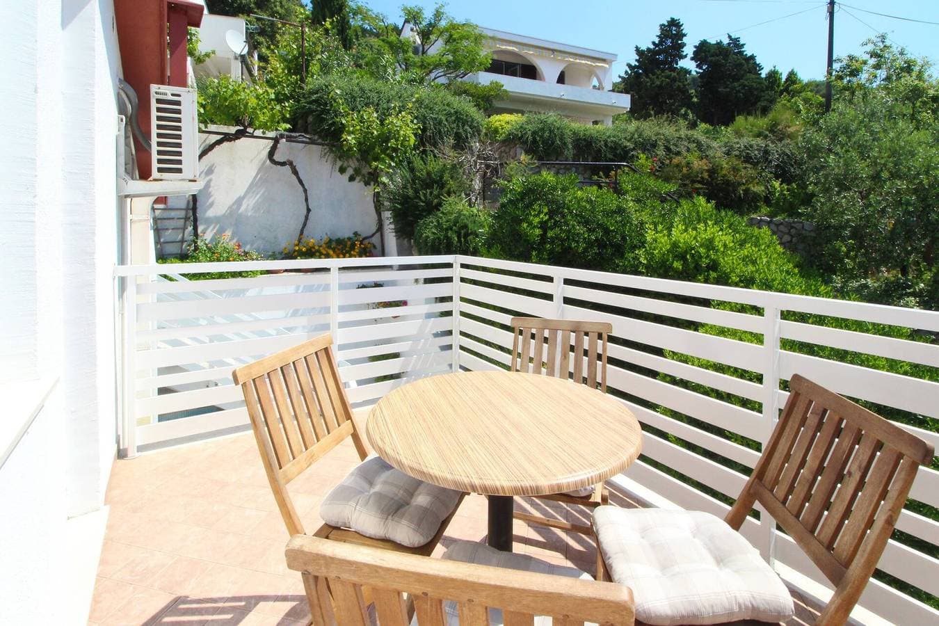Foto 8 von 31: Apartment Cubranic S. Senj - im Hafen, nahe dem Meer