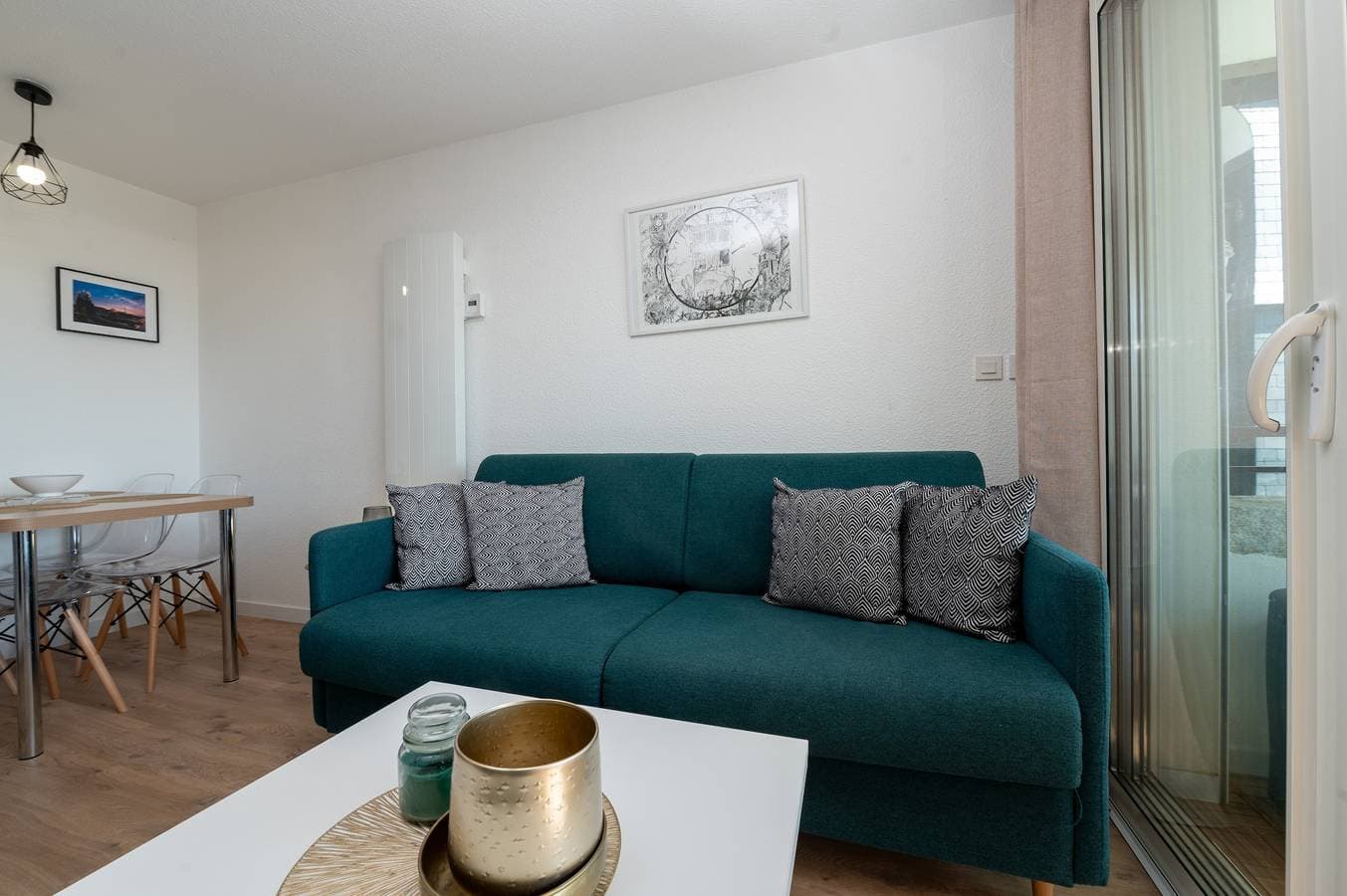 Foto 9 von 24: Studio 'L'Océanic' mit Pool im Sommer, nahe Strand und Hafen, Parkplatz, ohne Handtücher/Reinigung