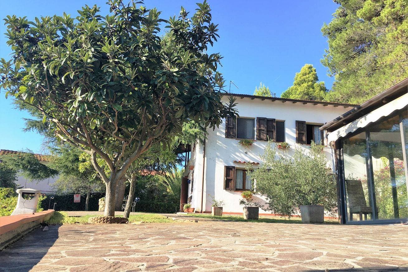 Foto 2 von 50: Toscana Tour - Casa Bianca Villa Swimmingpool mit Meerblick, eingezäunter Garten, Grill