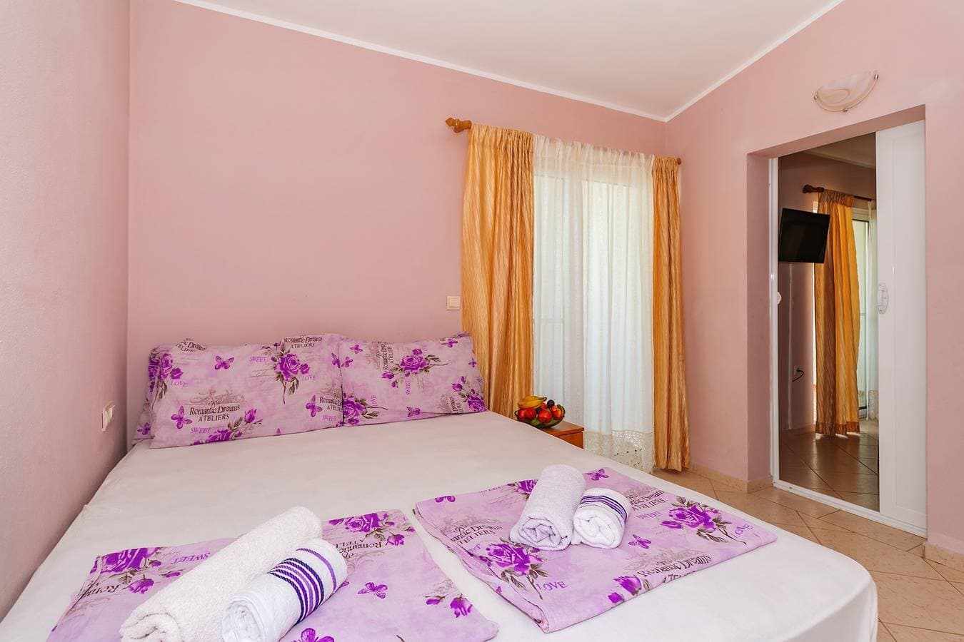 Duplex Apartment	 1