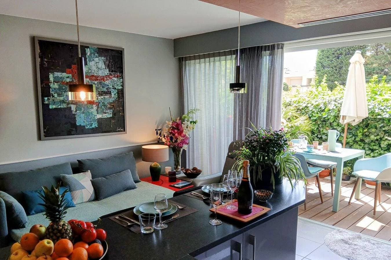 Foto 2 von 27: Ferienwohnung 'Des Vacances De Rêve À Mandelieu' mit Gemeinschaftspool und Klimaanlage