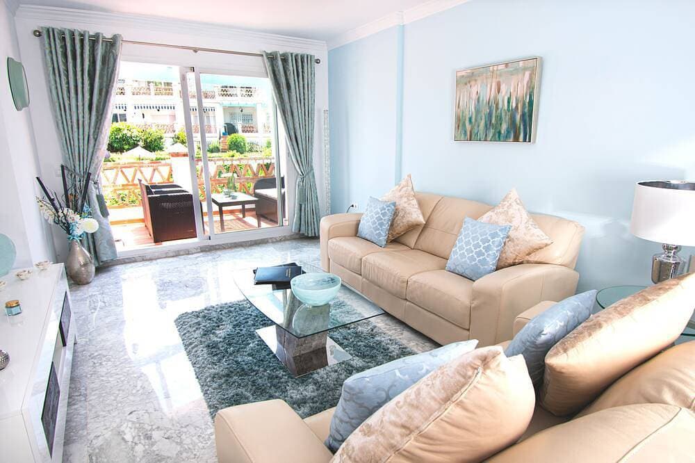 Foto 12 von 30: Luxus-Penthouse Mijas Golf, wunderschön mit Blick auf die Berge eingerichtet.