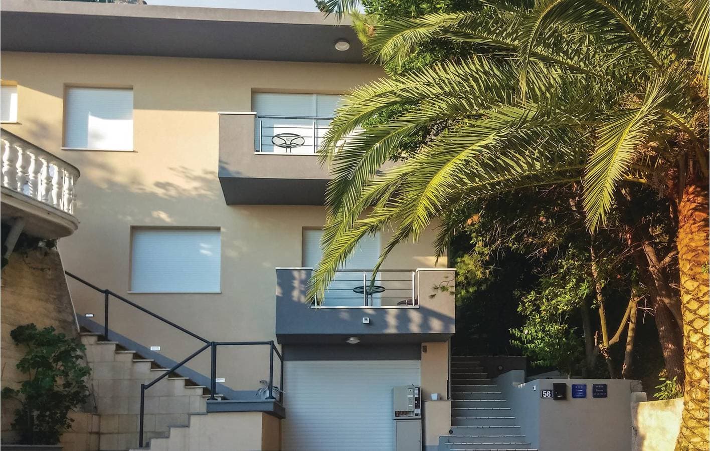 Foto 2 von 22: Urlaub am Meer: Gemütliche Ferienwohnung mit Pool, Terrasse und Parkplatz