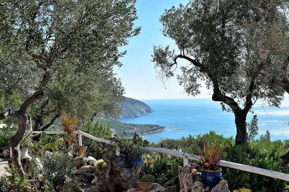 Foto 13 von 30: - Gli Orizzonti di Agata - Wohnung mit weitem Meerblick - Margherita  -