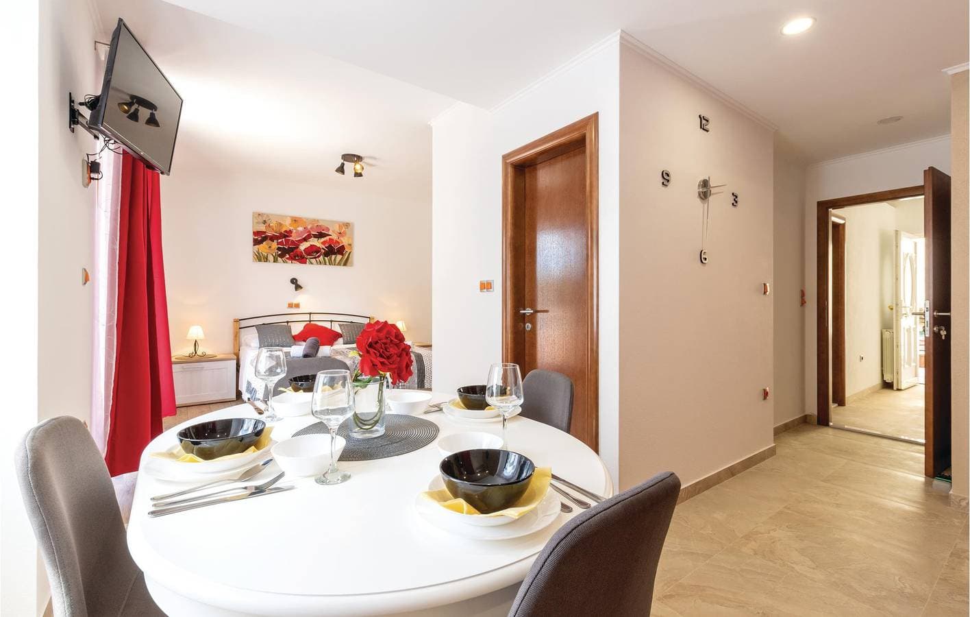 Foto 7 von 27: Apartment mit Meerblick, Terrasse, WLAN und Parkplatz – 1,5 km zum Strand