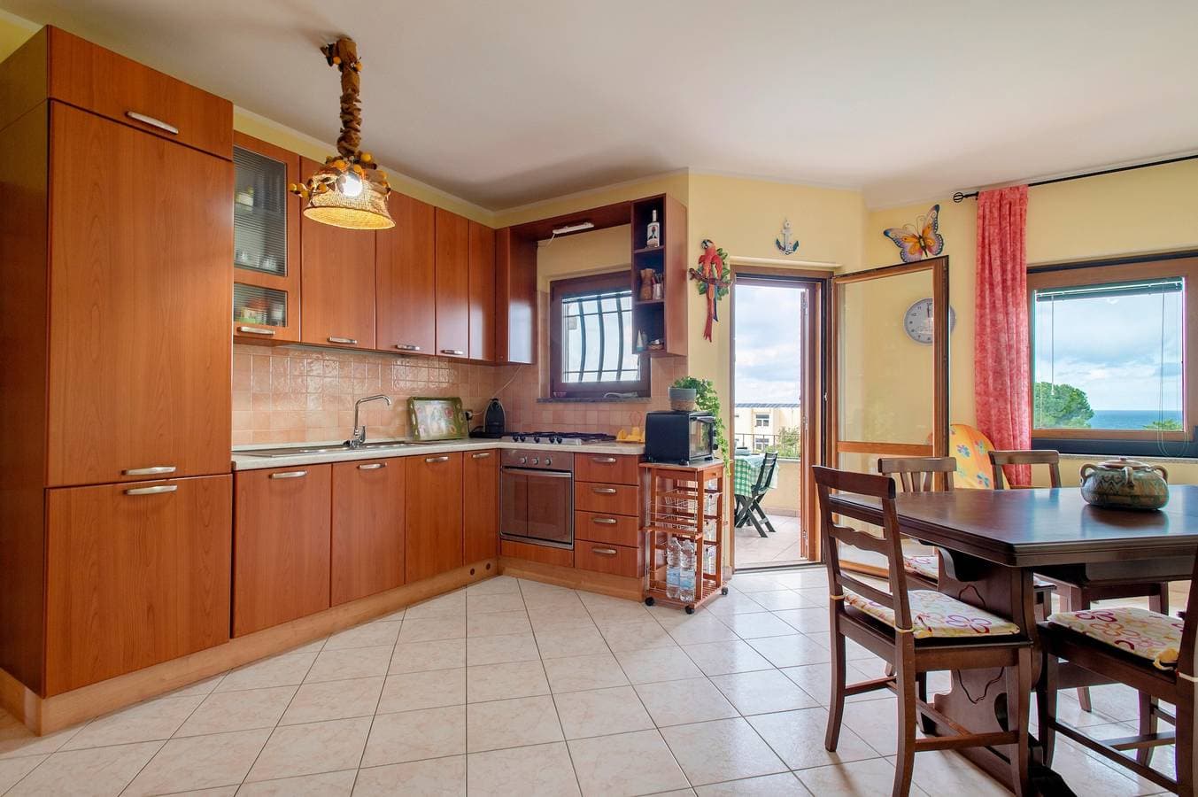 Foto 2 von 25: Ferienhaus "Villa Pitti" mit Meerblick, Terrassen und WLAN