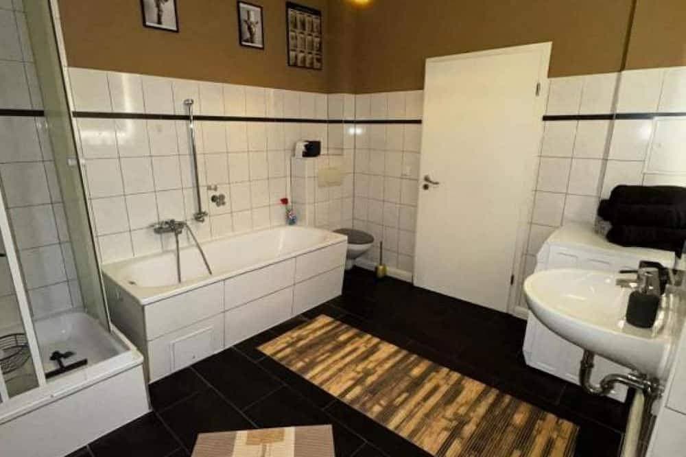 Foto 12 von 16: Komfort plus mit reichlich Platz, gratis WLAN, Netflix