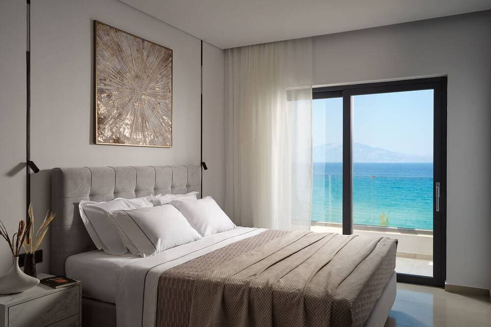 Foto 2 von 30: Nomia Villa, with Pool, Gym & Walk to the Beach
