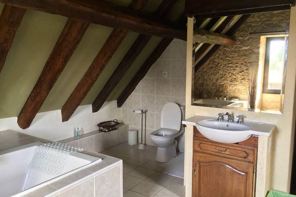 Foto 10 von 30: Ein 2-Bett-Ferienhaus mit Pool am Ufer der Dordogne, Bergerac