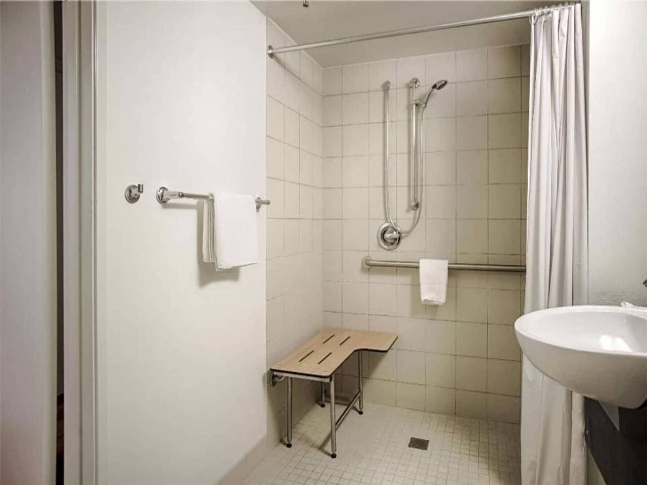 Foto 8 von 24: 1 Kingsize-Bett | Nichtraucher