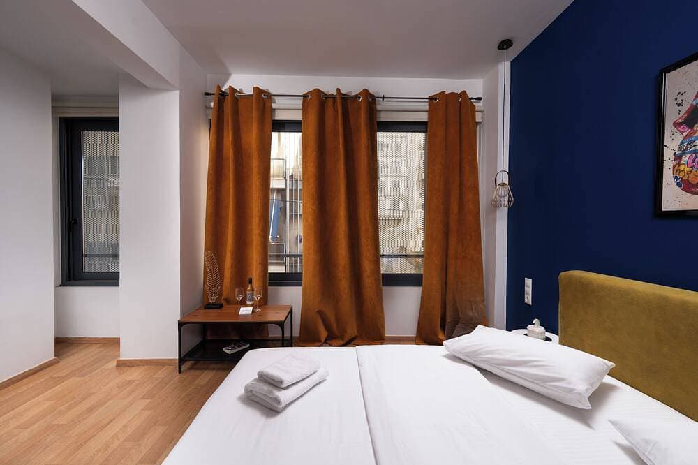 Foto 3 von 15: Athens Luxury suites 30m2
