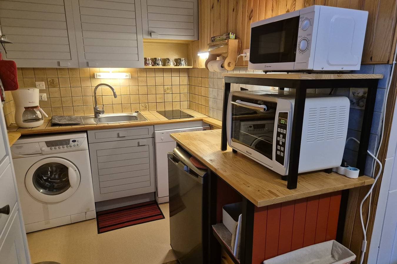 Foto 2 von 25: Ferienwohnung für 4 Personen mit Terrasse