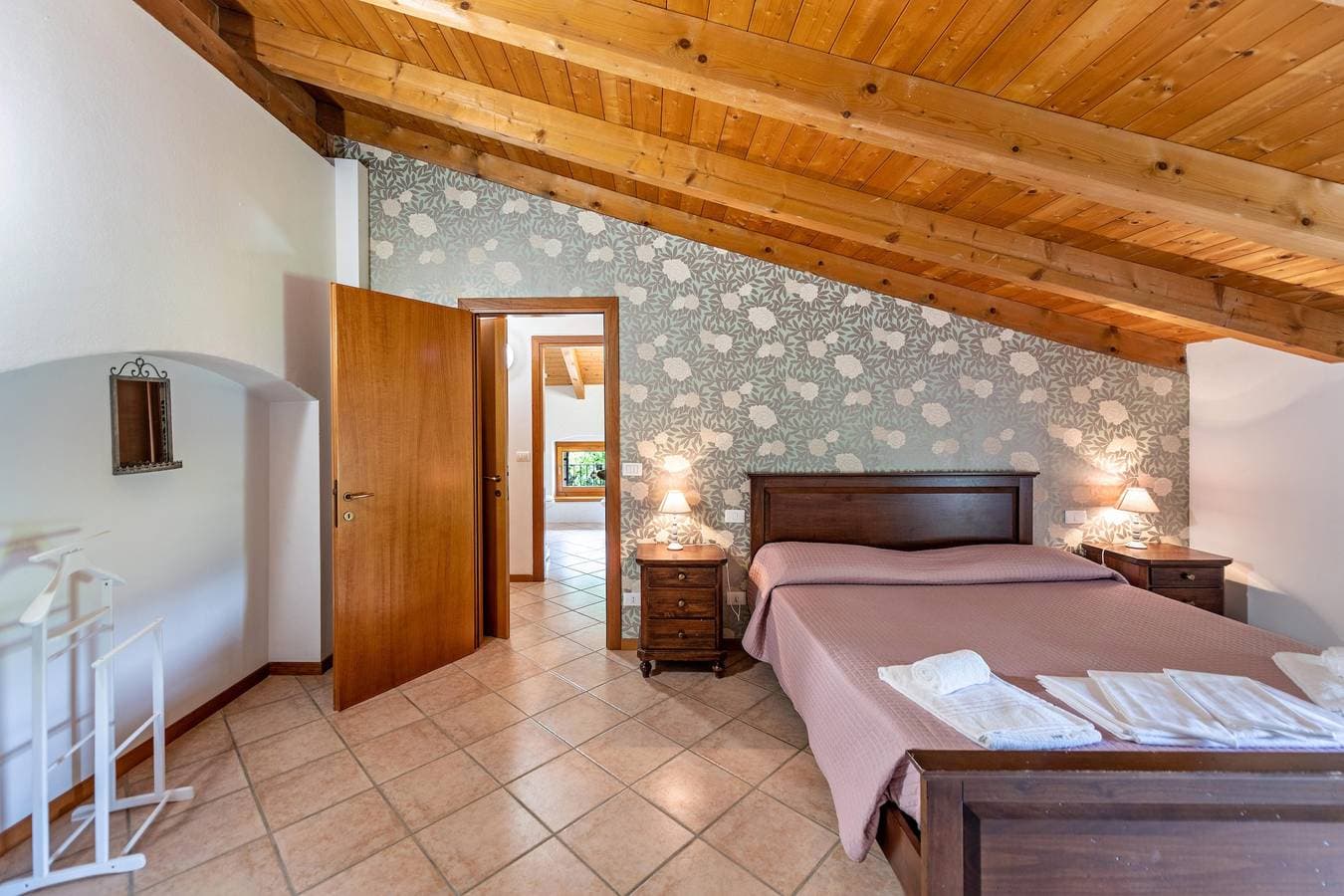 Foto 7 von 30: Ferienwohnung "Agriturismo Colombare Teboi Trilo" mit Bergblick, Gemeinschaftspool und WLAN