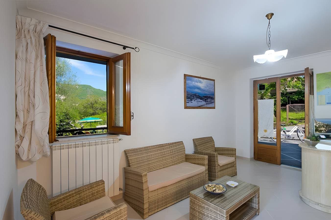 Foto 12 von 23: Zimmer 'Haidi House - Camera Blu' mit Bergblick