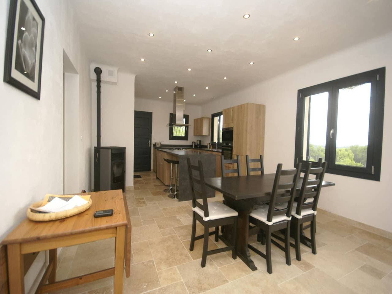 Foto 10 von 37: Ferienhaus für 5 Personen mit Pool