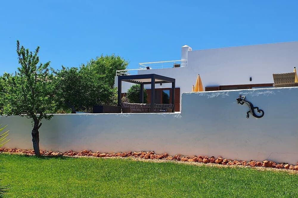 Foto 12 von 30: Ländliche Algarve-Villa mit privatem Pool / kostenlosem WLAN in der Nähe von Silves Golf und Stränden