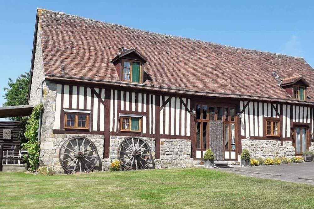 Superb 4★ luxury cottage with pool, spa and sauna, a true oasis of peace! 1
