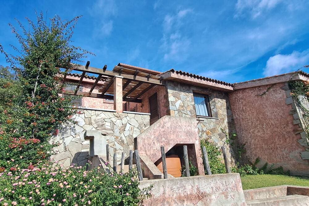 Foto 10 von 22: Casa Corallina: Stunning Sea View - 300m to Beach!