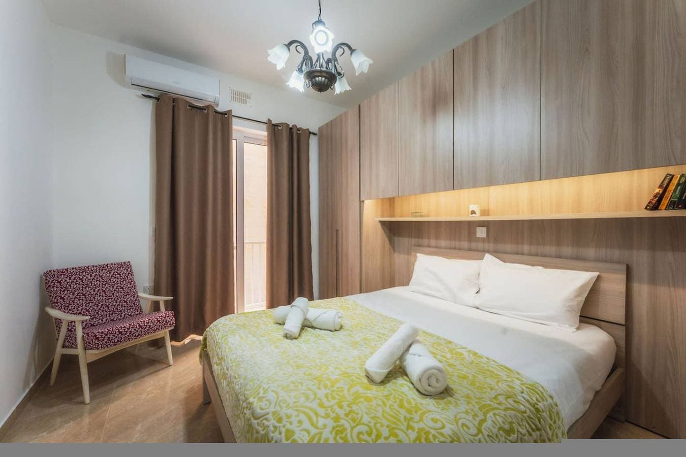 Foto 5 von 36: Ferienwohnung für 5 Personen mit Balkon