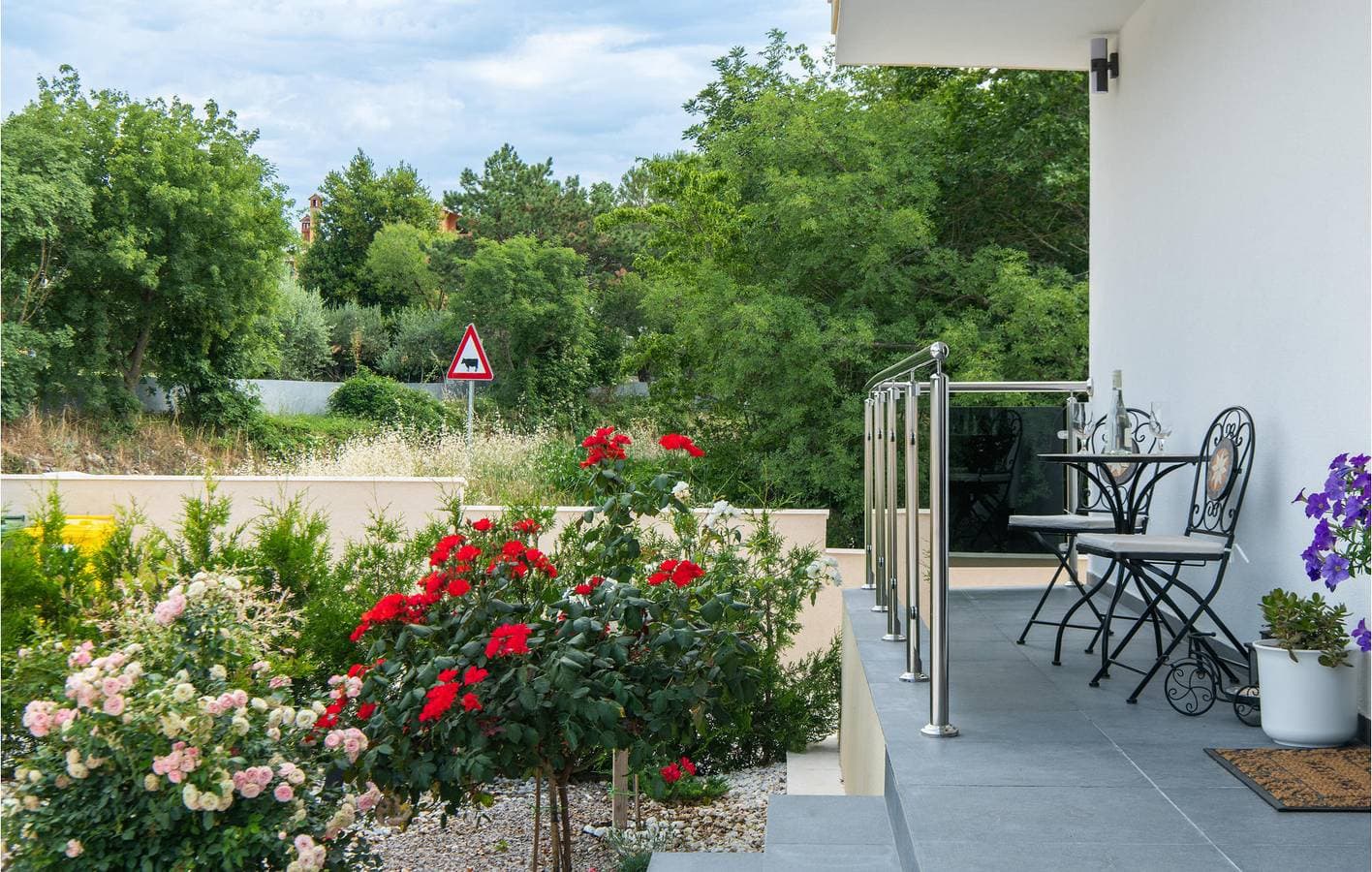 Foto 9 von 31: Gemütliche 1-Zimmer-Wohnung mit Terrasse in der Nähe von Labin und dem Fluss