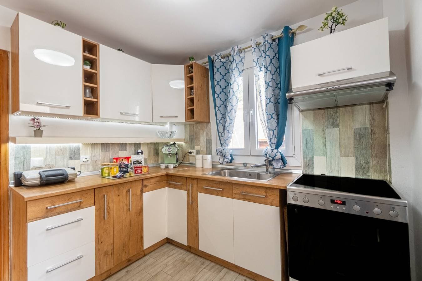 Foto 8 von 25: Ferienhaus 'Serenity' mit privater Terrasse, WLAN und Klimaanlage auf Paxos