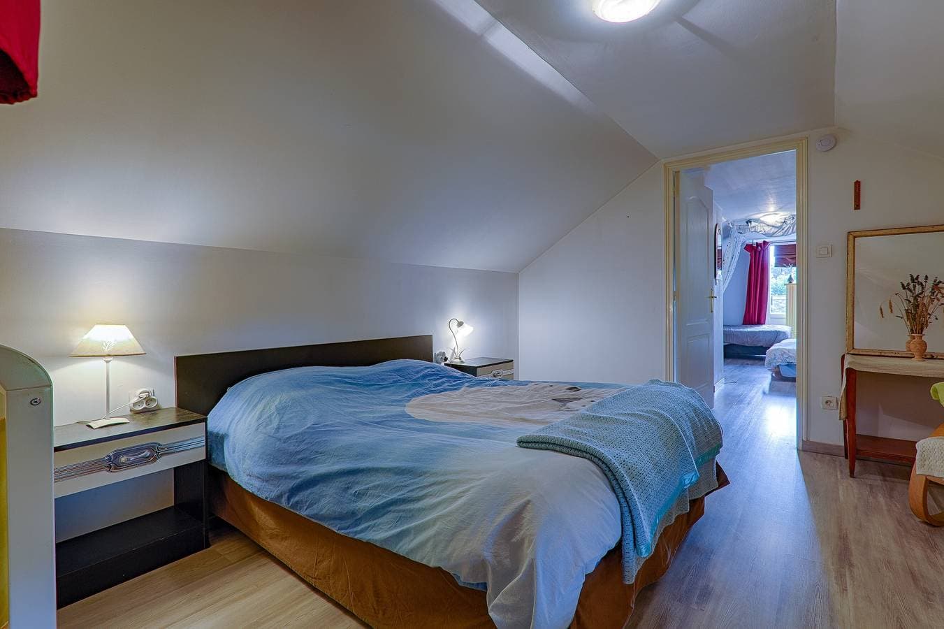 Foto 4 von 33: Appartement „La Salamandre“ mit gemeinsamem Garten, Balkon und WLAN