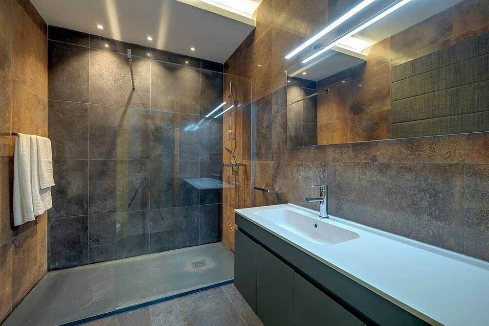 Foto 8 von 30: Charming 3Br Apartment, Steps from Balluta Bay