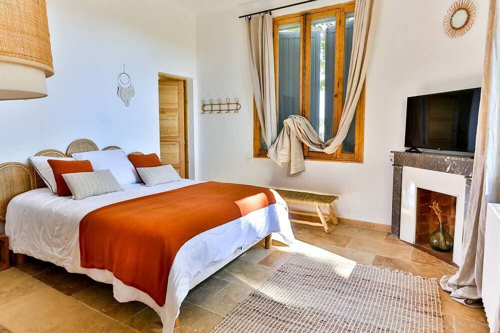 Foto 4 von 27: Villa Montel